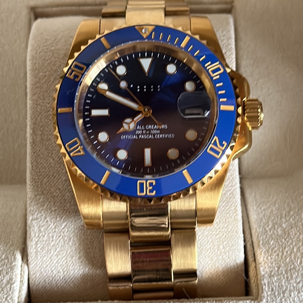 Pascal Design Regal Gold Blue Bezel UNISEX watch - Picture 4 of 5